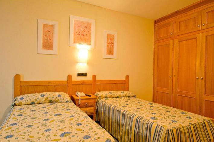 Hotel Restaurante La Casilla Cangas De Narcea Rom bilde